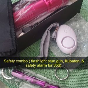 Flashlight/stunner.. Kubaton